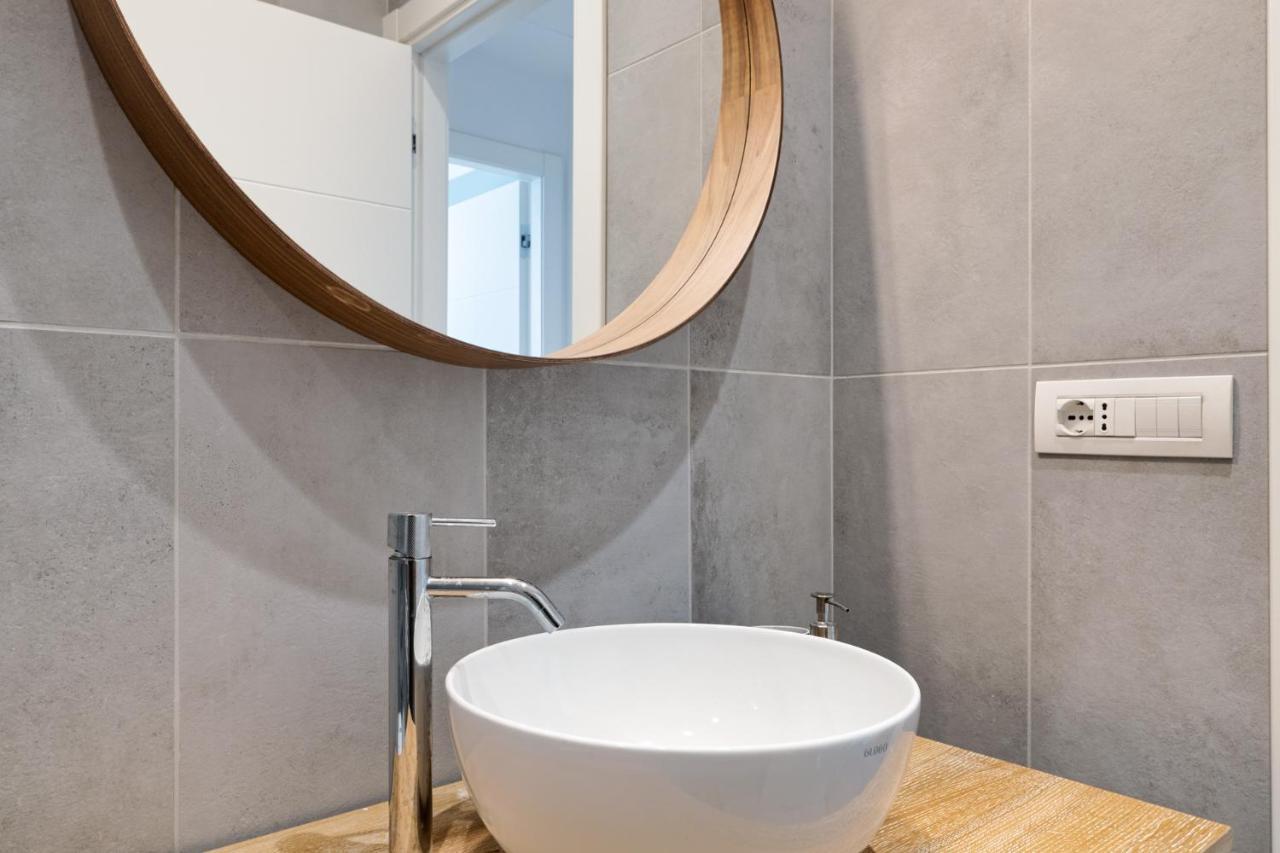 Fontana Di Trevi!! Comfy&Elegant 3Bedroom 2Bath Rome Luaran gambar