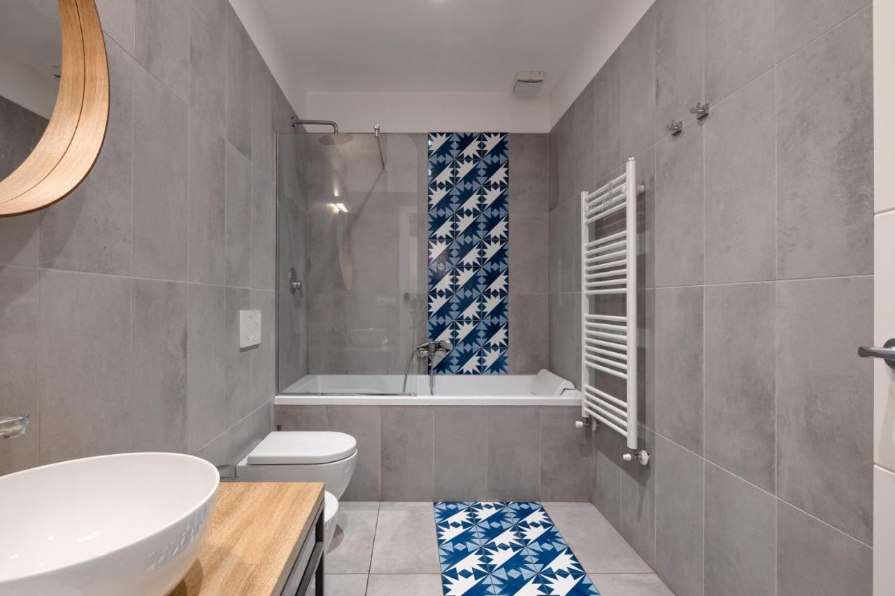 Fontana Di Trevi!! Comfy&Elegant 3Bedroom 2Bath Rome Luaran gambar