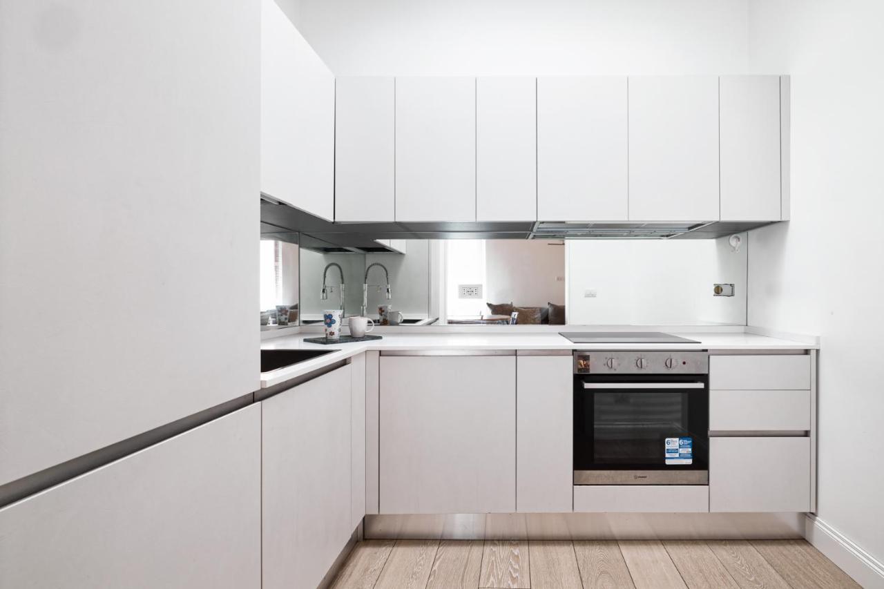 Fontana Di Trevi!! Comfy&Elegant 3Bedroom 2Bath Rome Luaran gambar
